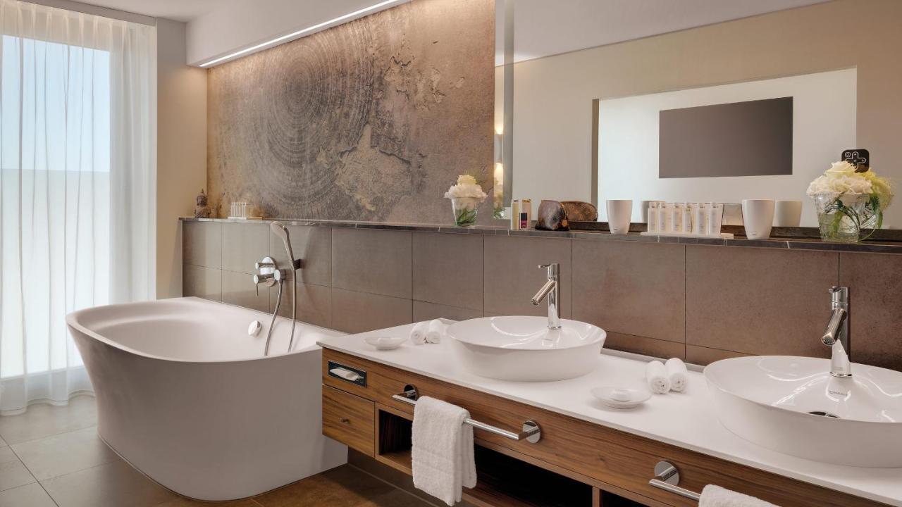 Hotel Stadt Loerrach ภายนอก รูปภาพ